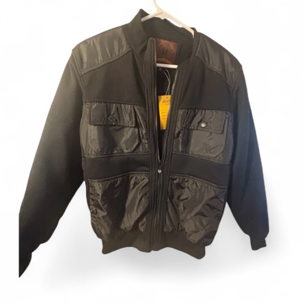 Ministry of Fashion Men’s  black bomber size small